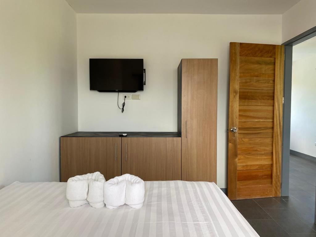 Malipaj Apartments Panglao Exterior photo